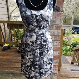 Women's dress